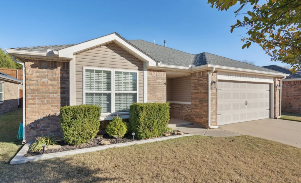 Homes for Sale Under $300k in Moore & SW OKC Buying a home in Moore