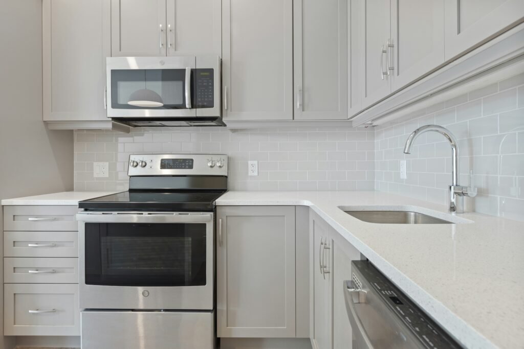 Homes for Sale Under $300k in Moore & SW OKC Five Things to Check Before You Schedule a Showing